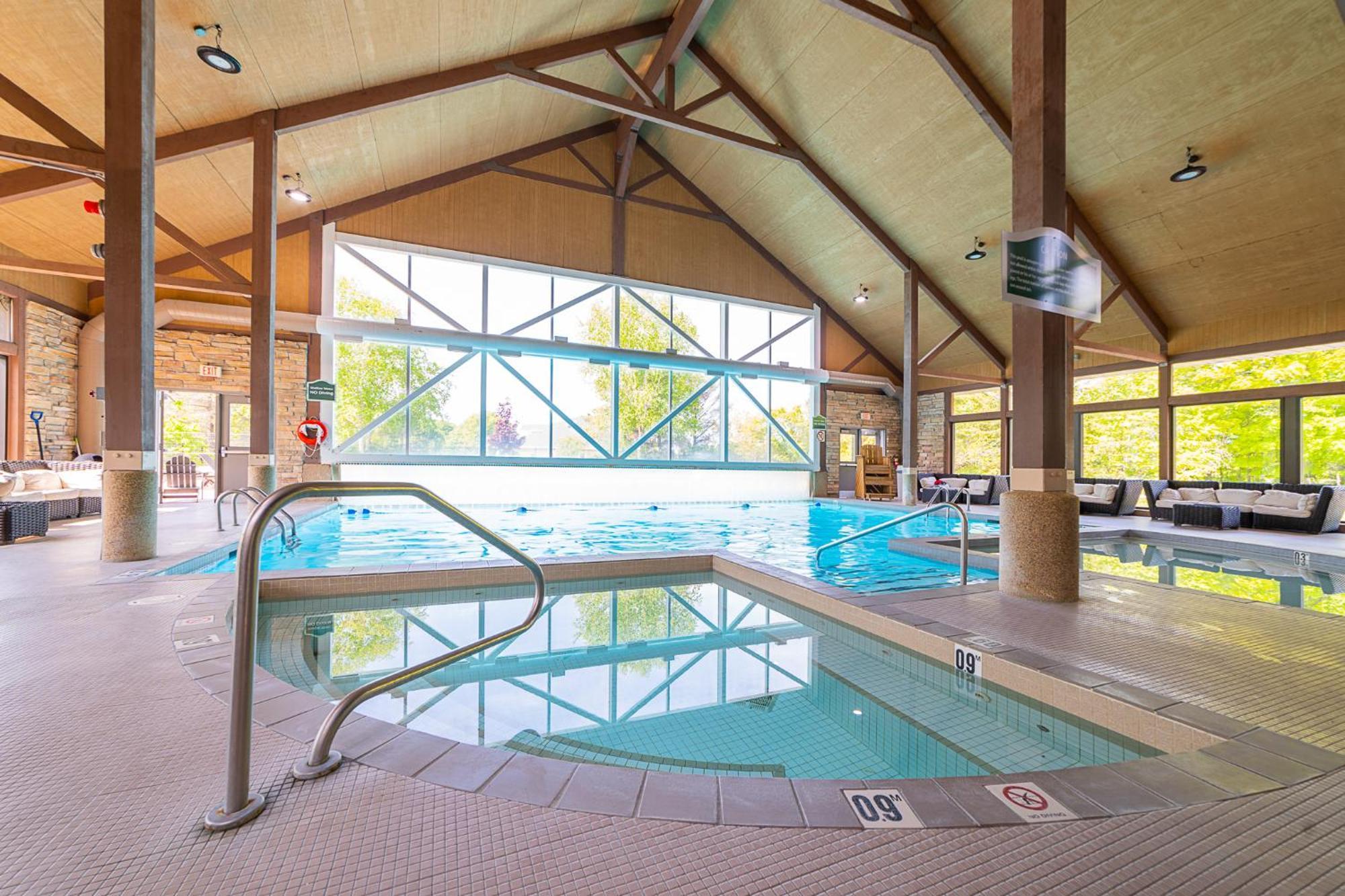 Horseshoe Valley Suites - The Aurora Shanty Bay Zewnętrze zdjęcie
